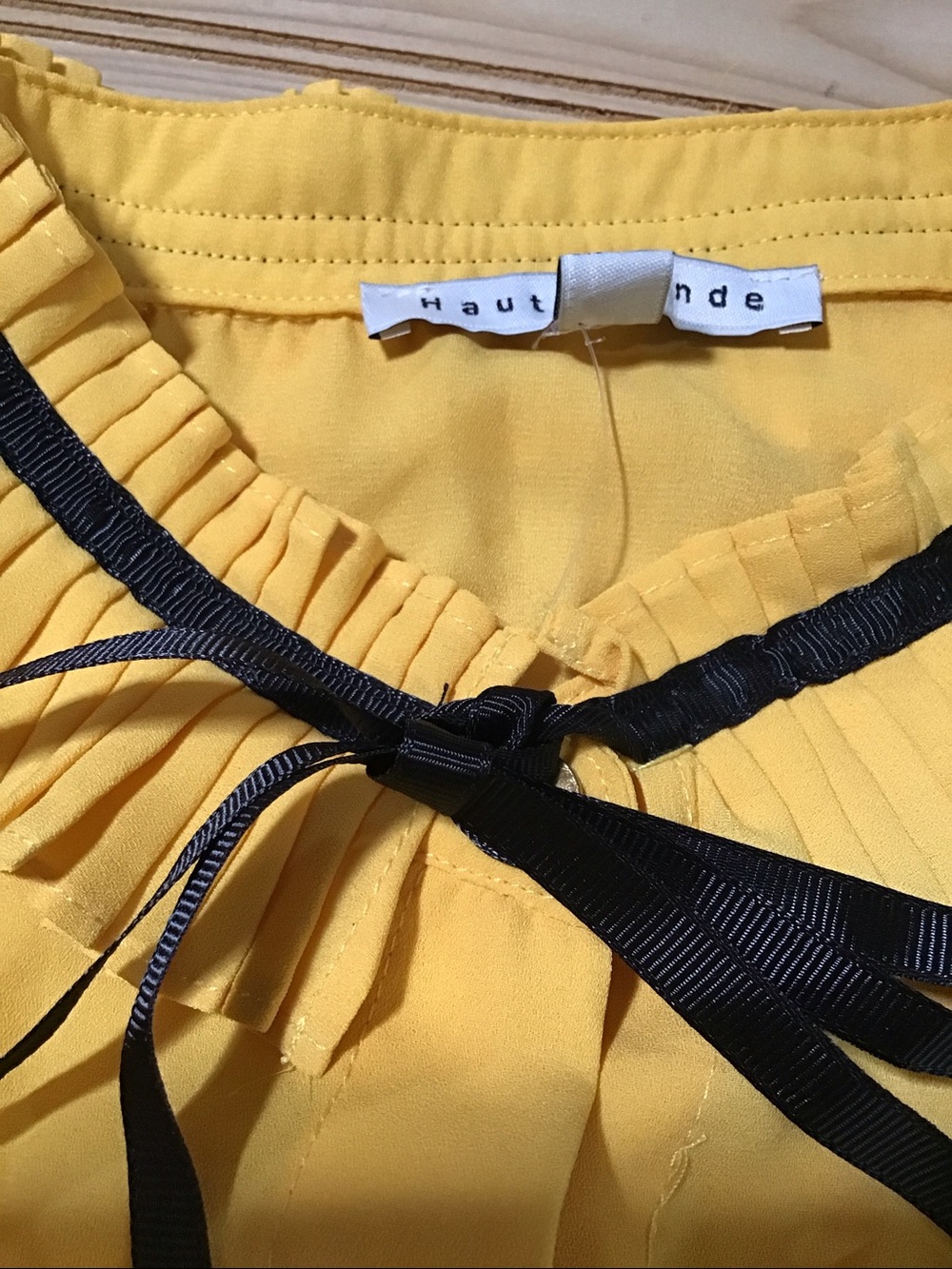 Bright Yellow High Neck Black Ribbon Tie Ruffle Collar 3/4 Sleeve Chiffon Blouse - Picture 7 of 12